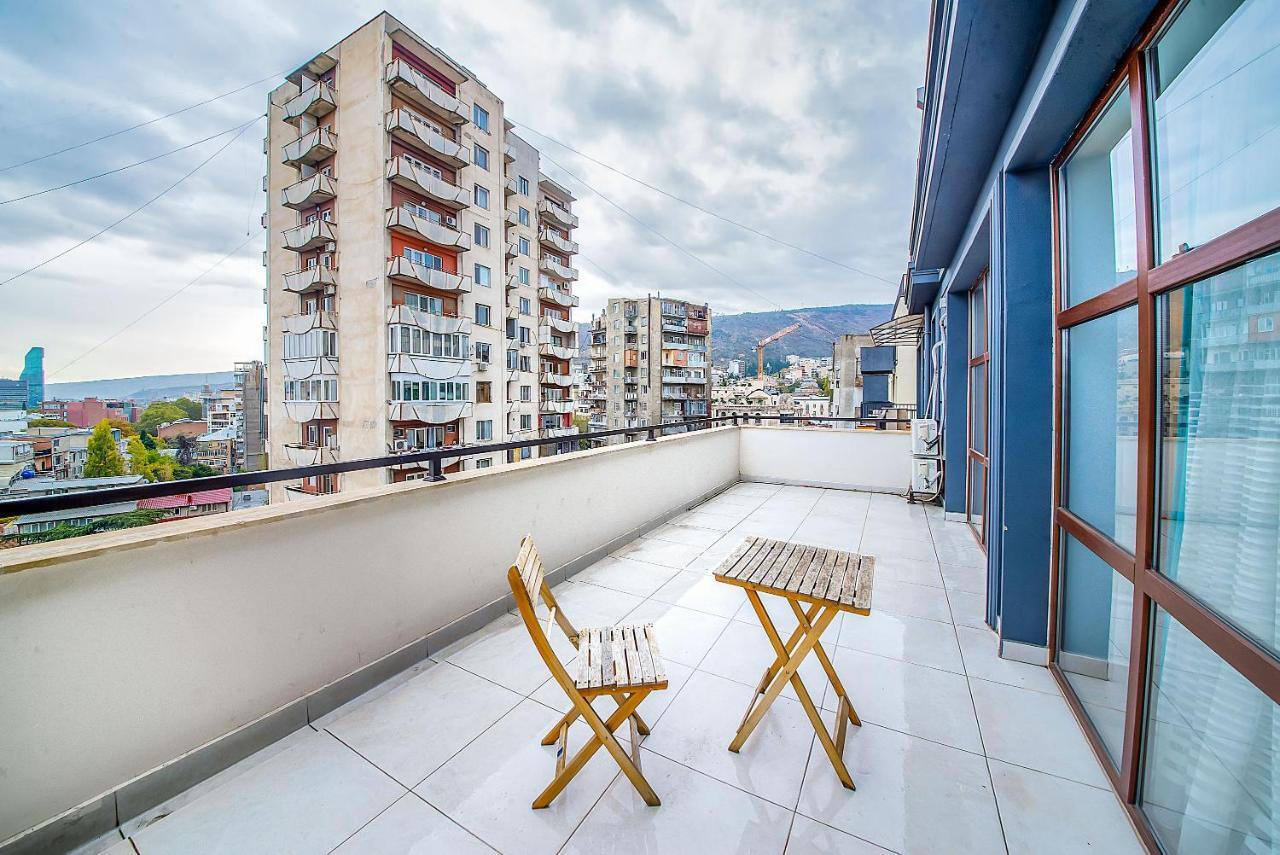 Bfg Suites Apartments Тбілісі Екстер'єр фото