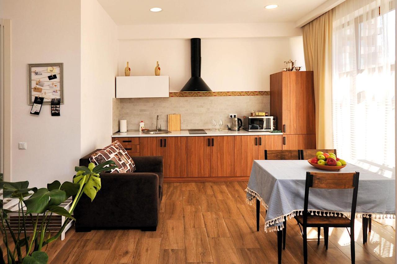 Bfg Suites Apartments Тбілісі Екстер'єр фото